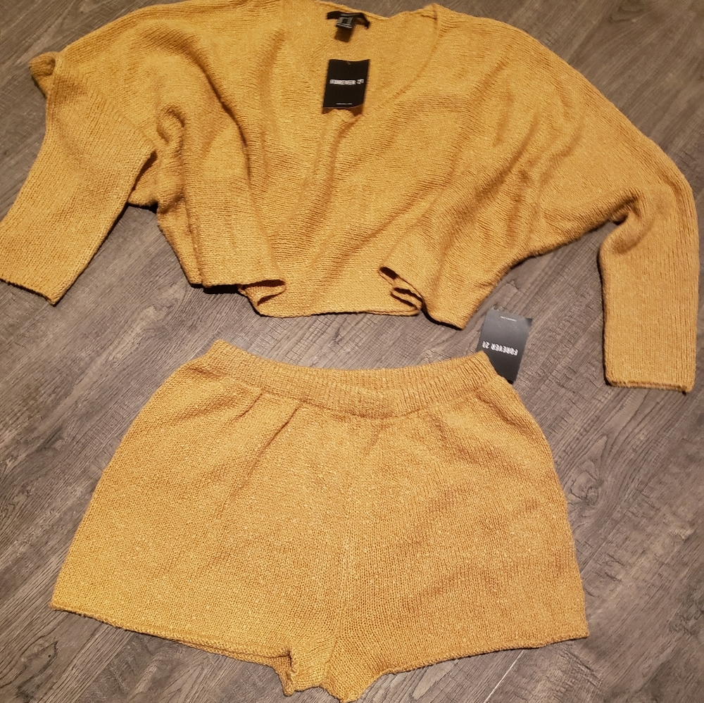 ❤Forever 21 - 2 Piece Camel Top with shorts.